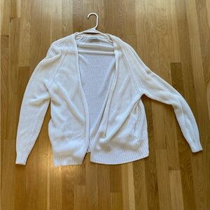 Urban outfitters Ivory sweater XS